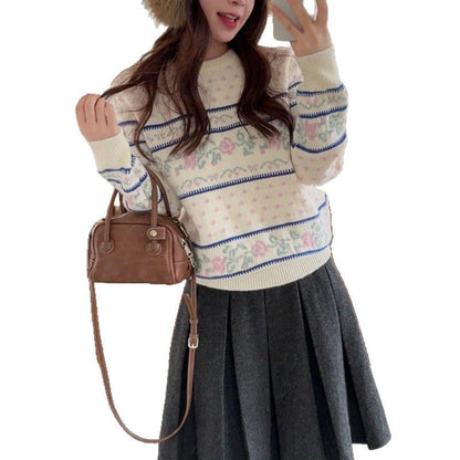 Round-Neck Rose Jacquard Knit Sweater Loose-Fit Pullover